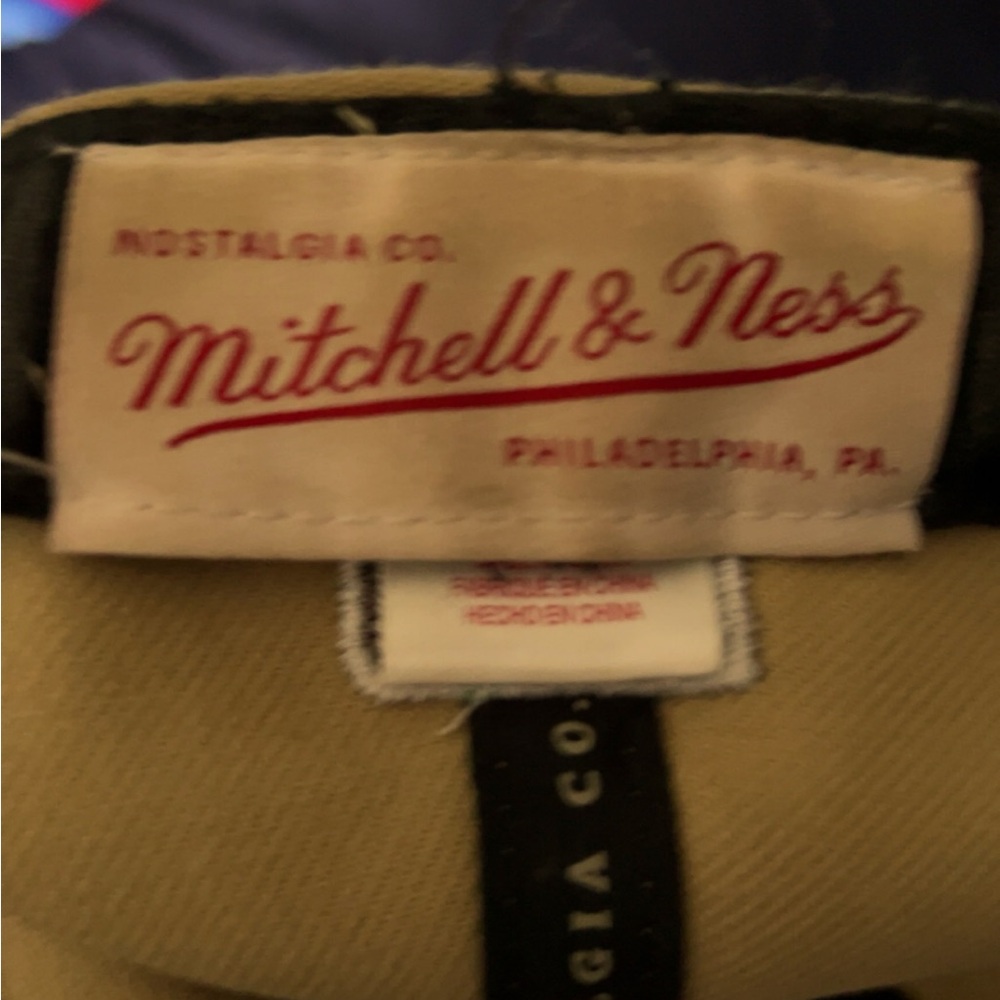 Mitchell & ness vintage Toronto raptors hat
